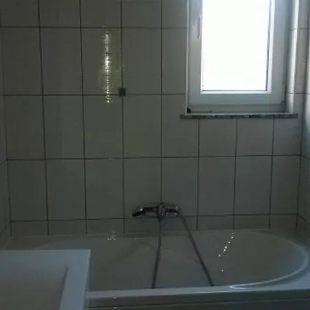 Markle Apartment Banjol